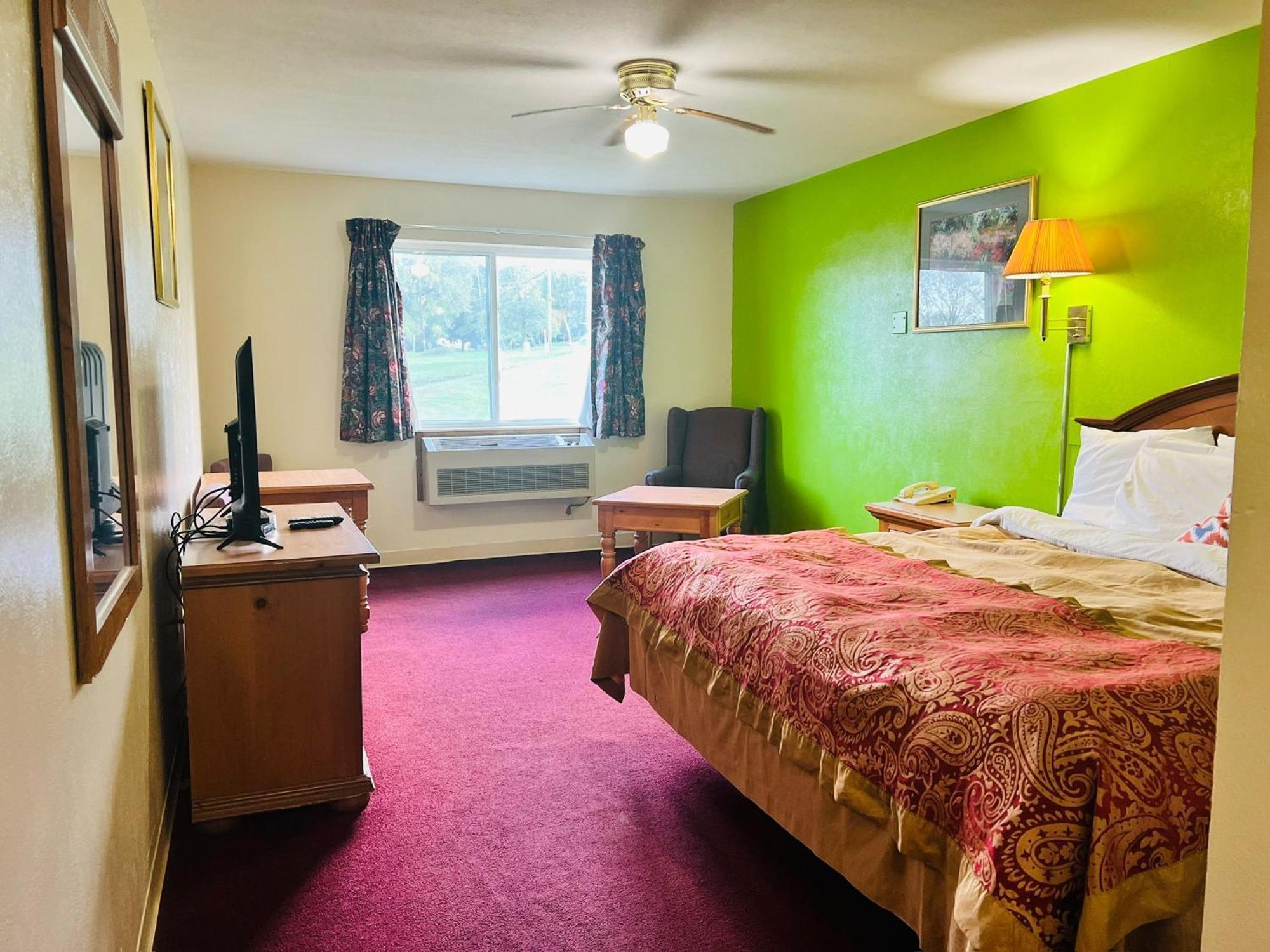 Villa Inn Motel Near Hwy 12 Wi Capital O Fort Atkinson Buitenkant foto
