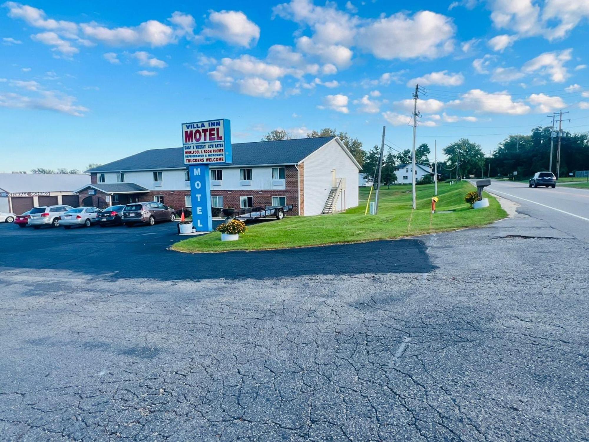 Villa Inn Motel Near Hwy 12 Wi Capital O Fort Atkinson Buitenkant foto