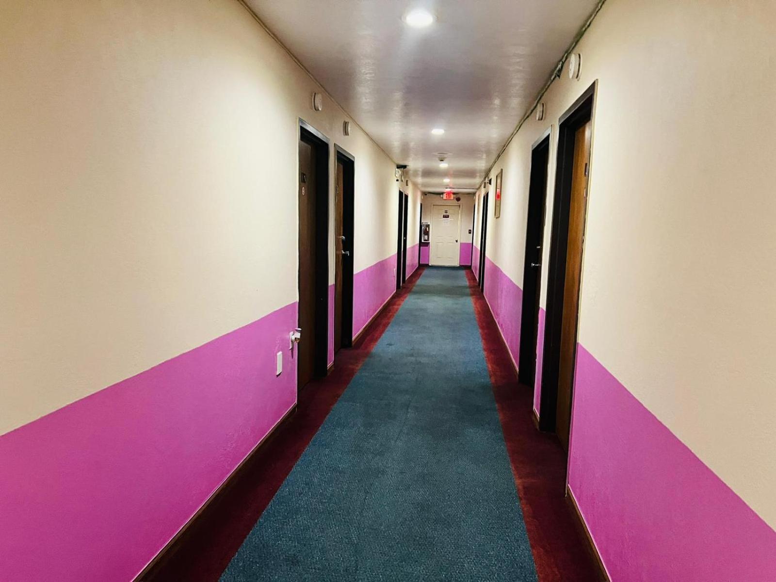 Villa Inn Motel Near Hwy 12 Wi Capital O Fort Atkinson Buitenkant foto